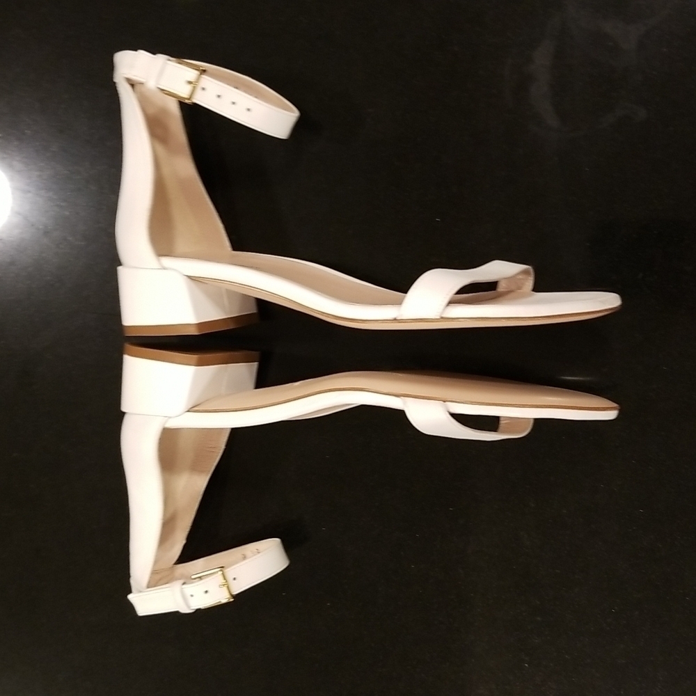 Stuart Weitzman Low Block Heel Leather Sandals Wh… - image 7